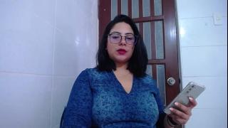 Ally horario Colomb 8:Am to 1pm /  6pm a 11pm's Live Cam